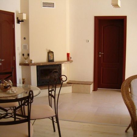 Family Hotel Bellehouse Csernomorec Kültér fotó
