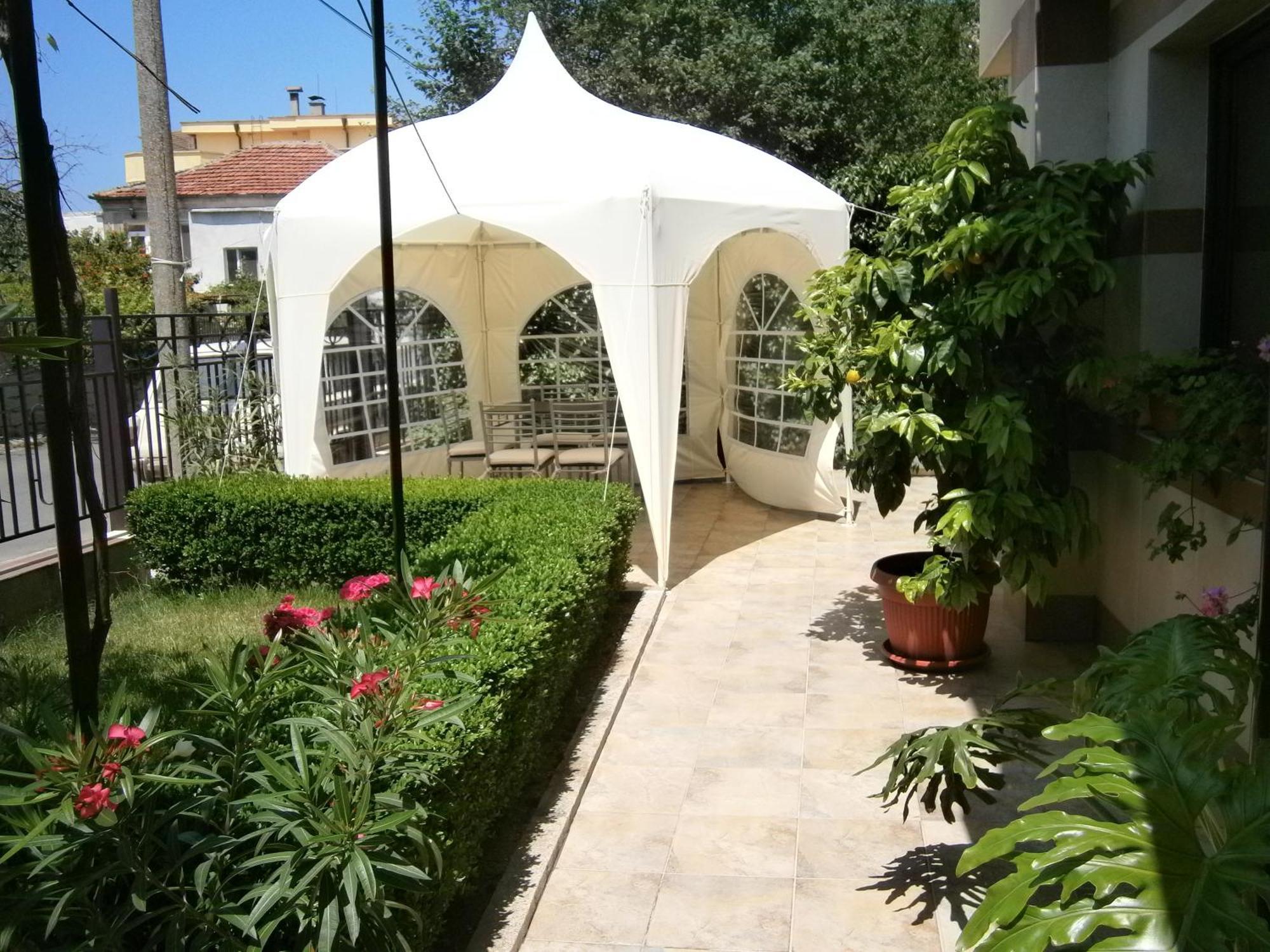 Family Hotel Bellehouse Csernomorec Kültér fotó